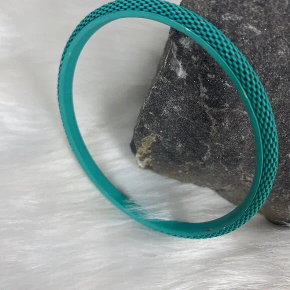 Teal Green Mesh Bangle Bracelet - Picture 2 of 4